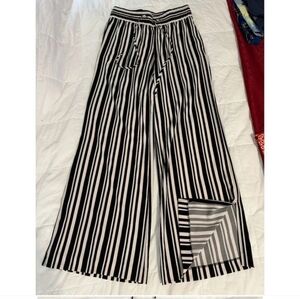 New York &Co Women Black Striped Wide Leg Pant M Elastic Waist Drawstring Casual